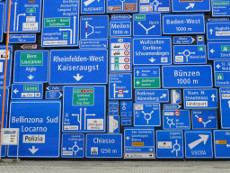 Cross-Media bedeutet, Texte für verschiedene Printmedien anpassen.